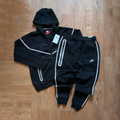 Nike Tech Fleece Reflective