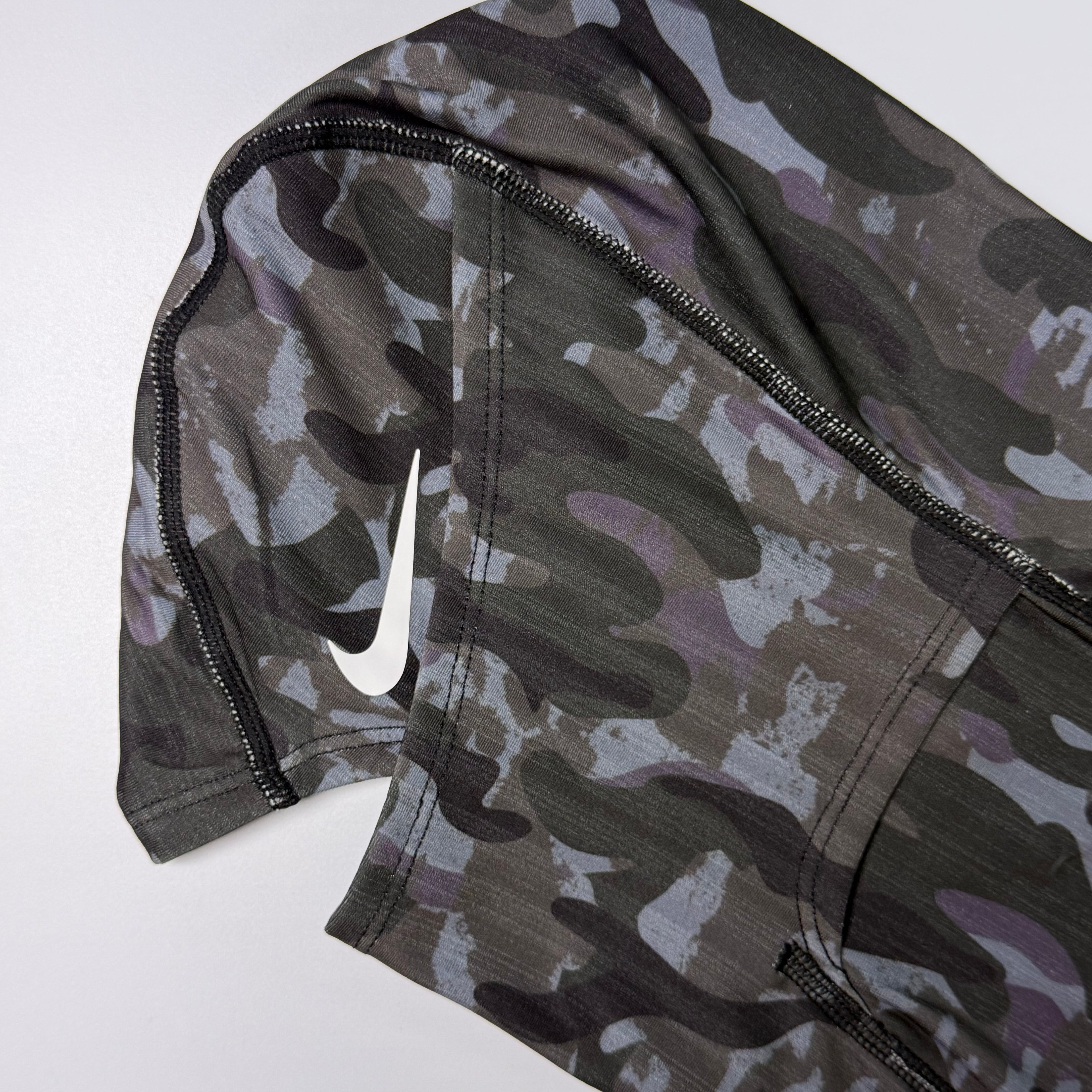 Nike Pro Therma-Fit Hood Hyperwarm