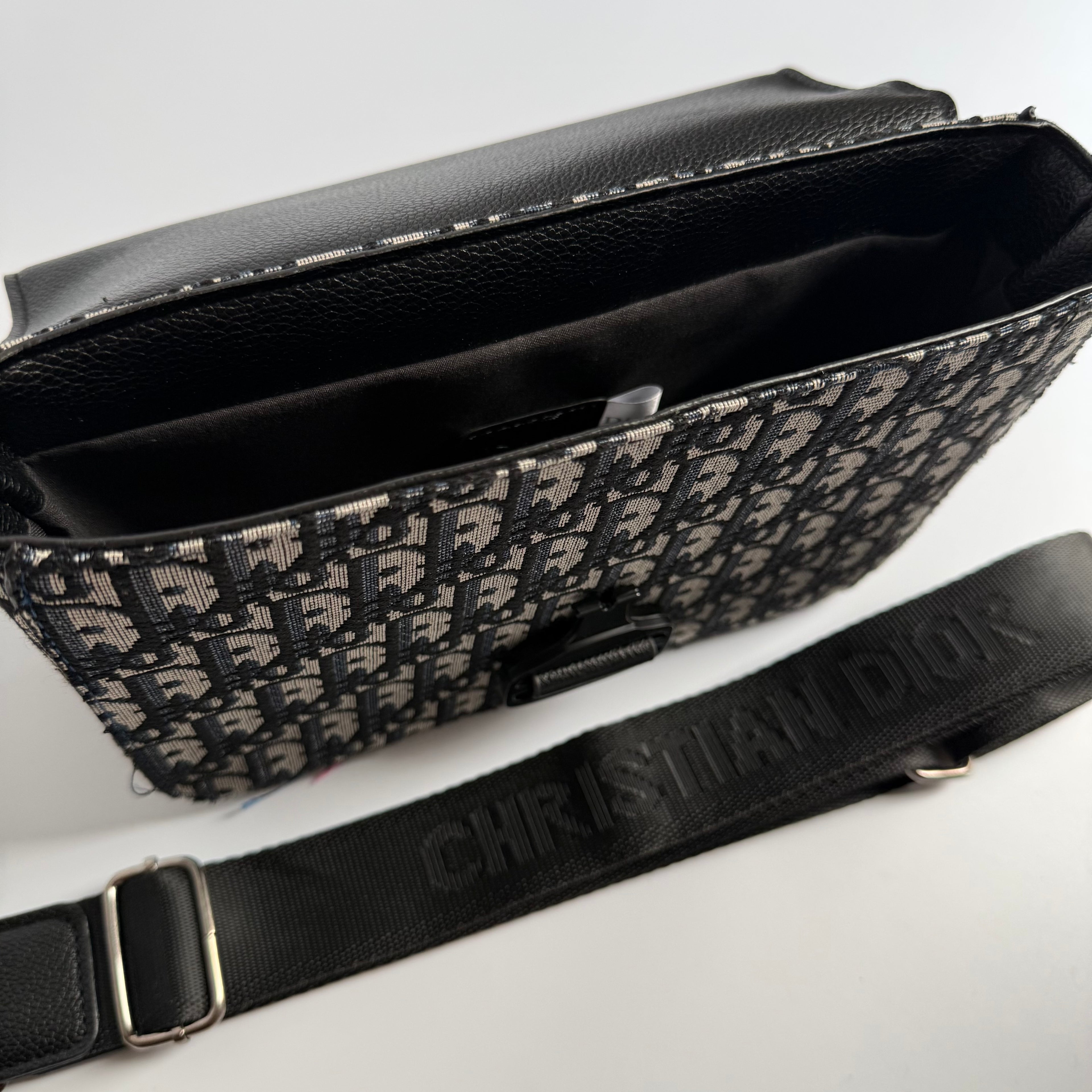 Christian Dior Medium Saddle Messenger Bag with Flap